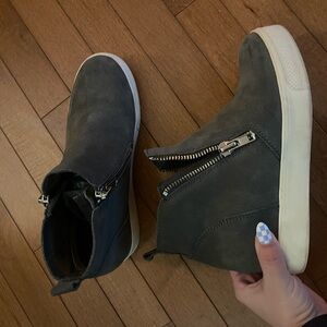 Steve Madden Gray High-Top Sneakers with Zipper